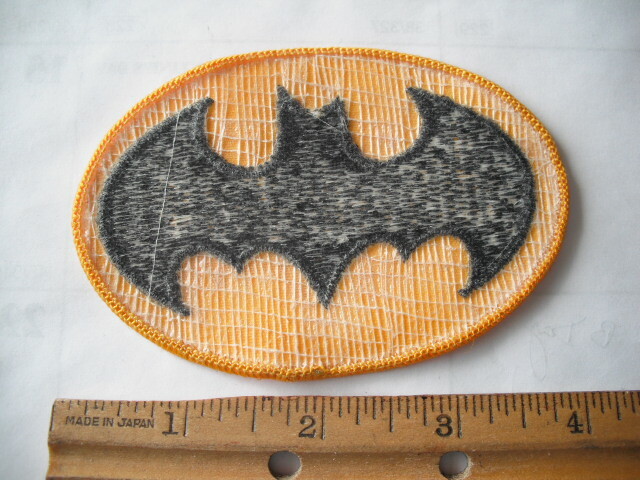 BATMAN CLOTH BLACK AND YELLOW PATCH