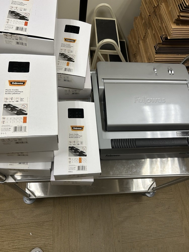Fellowes Galaxy 500 Comb Binding Machine Gray CRC 52182 Office Document Binder