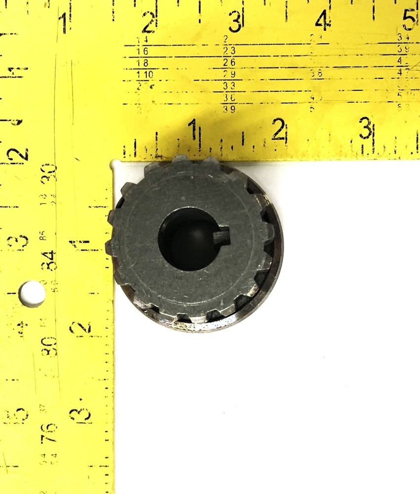 Dodge 5/8 Splined Hub 031663 NOS