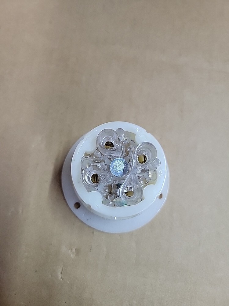 Hubbell Hbl2736 30A 3P 480V