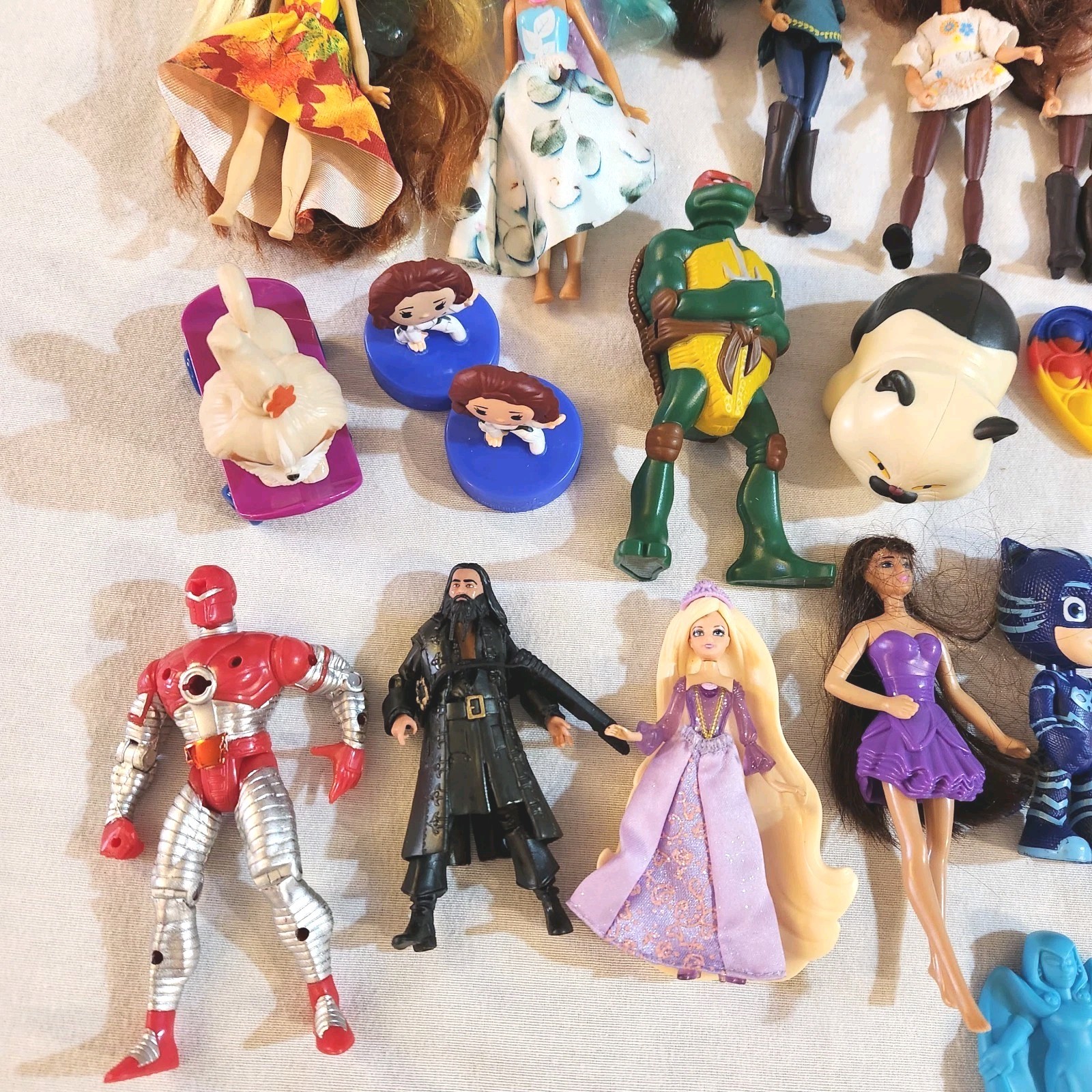 Huge Lot Of Mixed Varied Toys - TMNT, Cocomelon, Barbie, Disney, Funko, Etc...