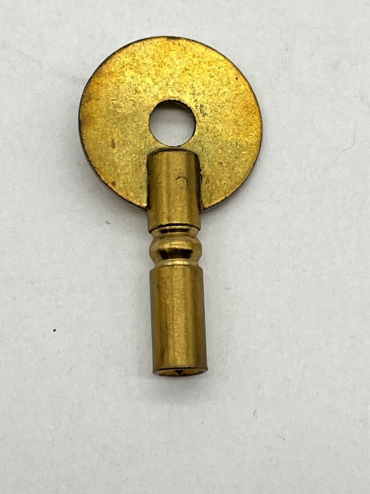 Brass Novelty Clock Key. size 4, 3.2 mm. (CM16-7708)