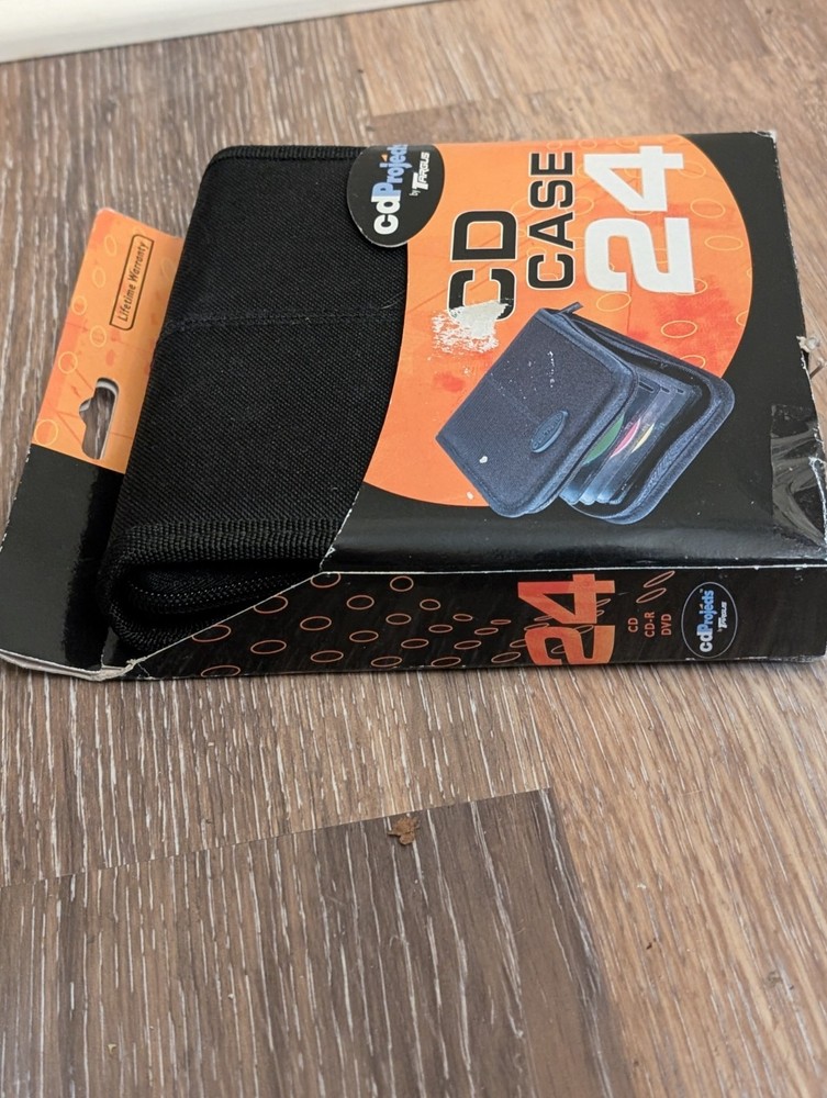 Cd Projects CD Nylon Carrying Case Holds 24 CD's