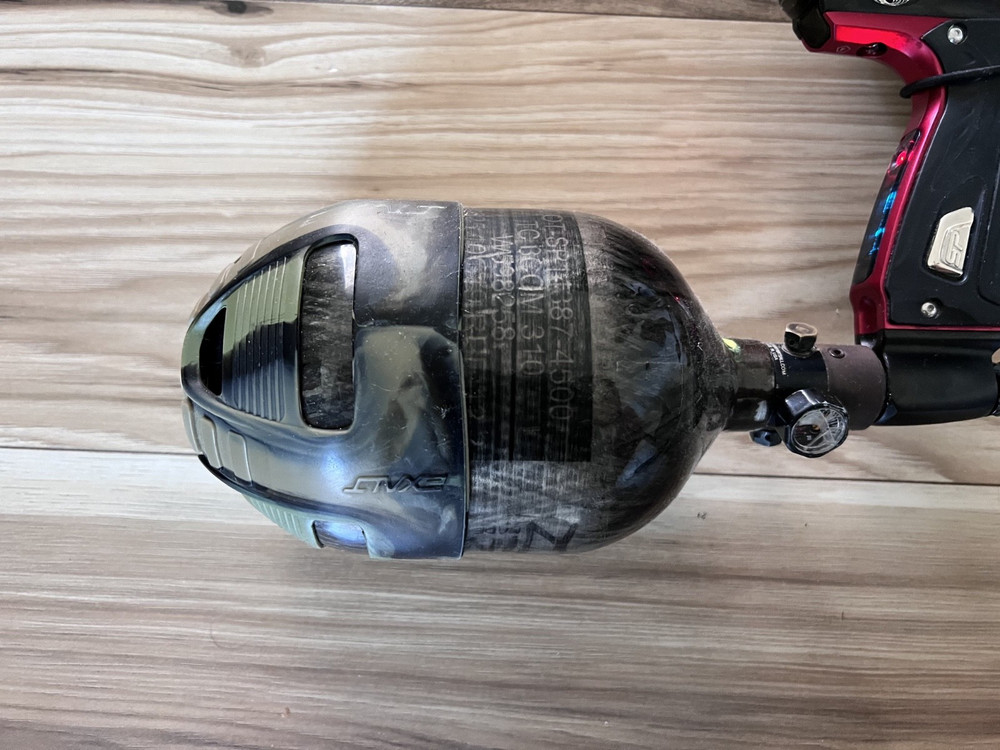 SHOCKER XLS Paintball Marker + Extras