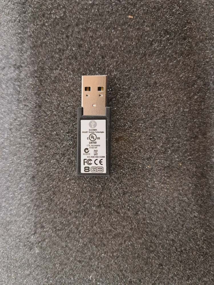 New, Smart Modular, SG9MK8GPCMM, Flash Card 8G-byte 5V USB Memory Key