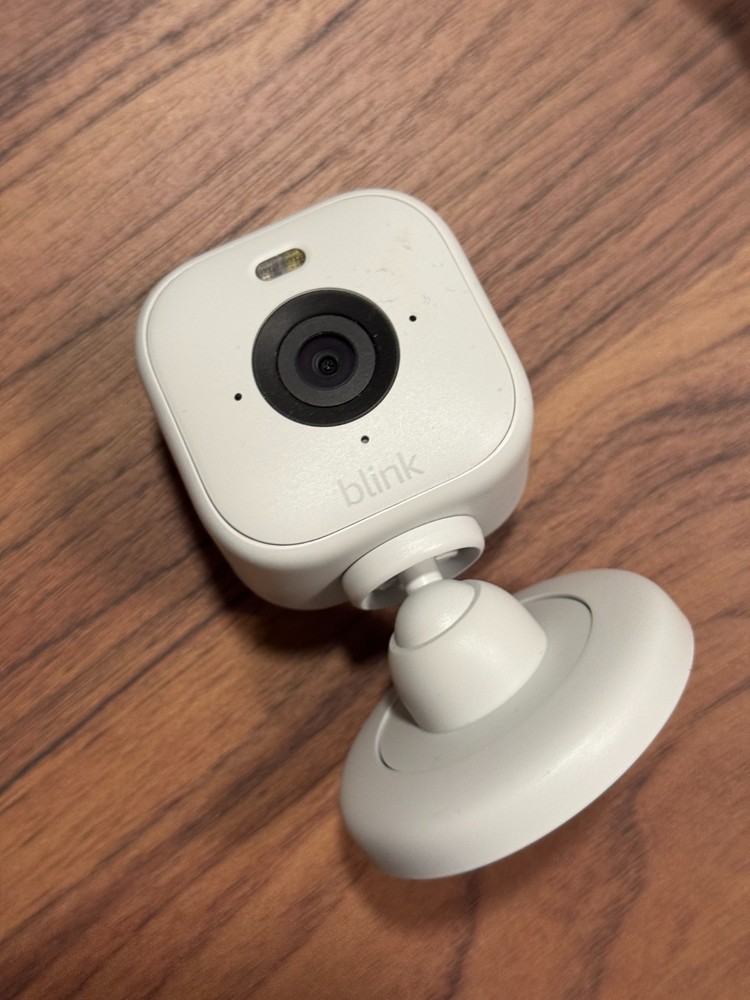 Blink Mini 2 - HD Security Camera (White) - Open Box + 50' Foot Extended Cable!!