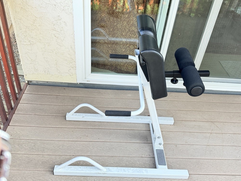 Back Revolution  Inversion Bench  Spine/Back Decompression - 300.00 OBO