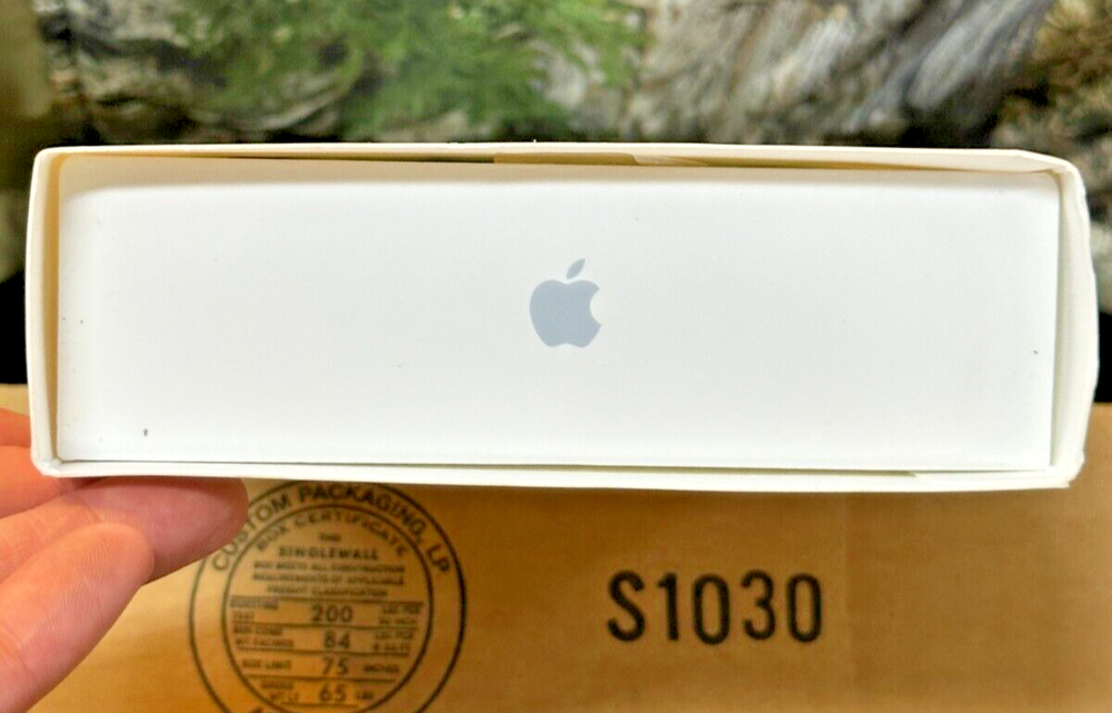Apple A1243 Wired USB Keyboard & A1152 Mighty Mouse Box Set Sealed