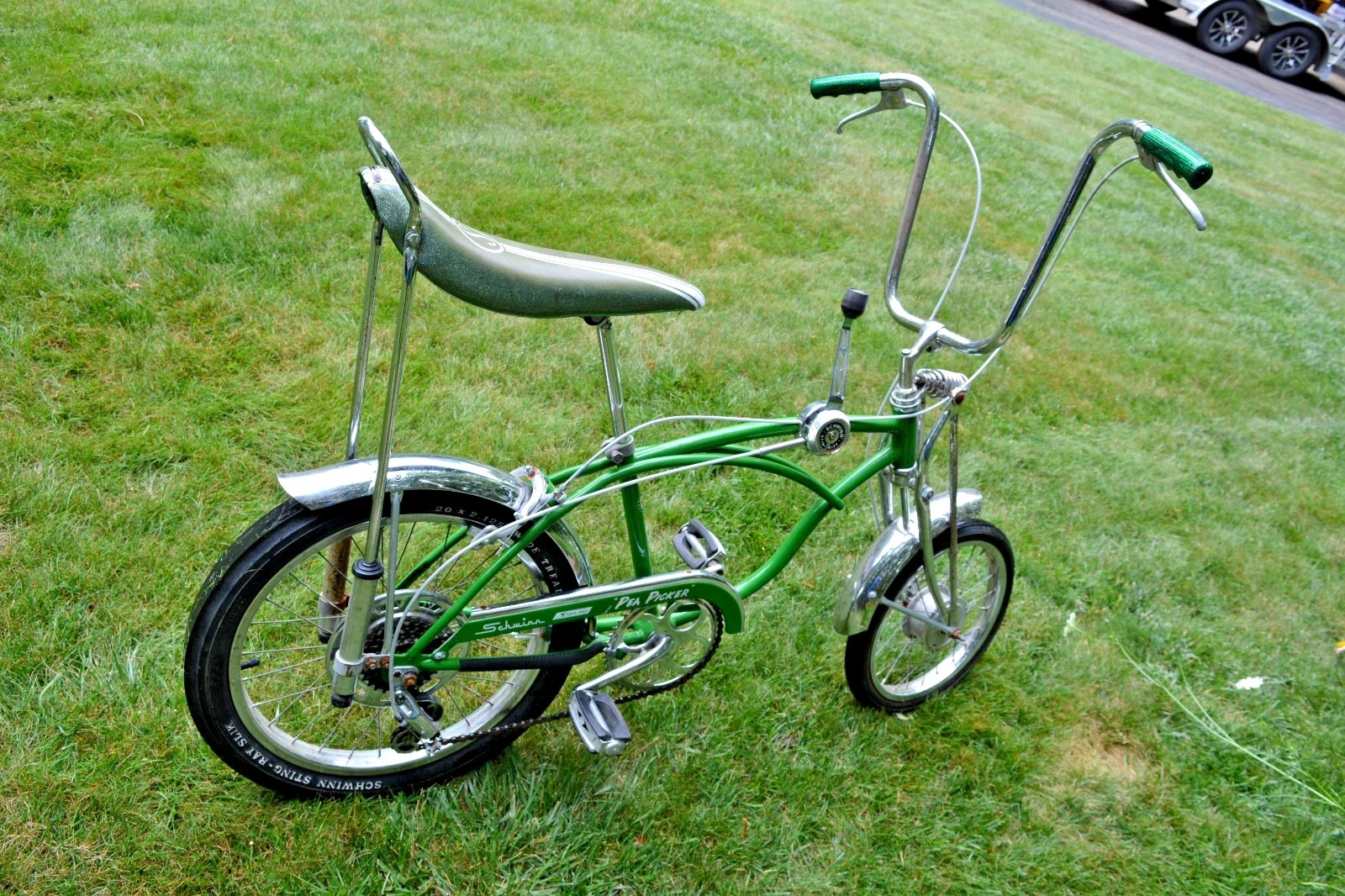 SCHWINN Pea Picker STINGRAY 20" Seat post 1970