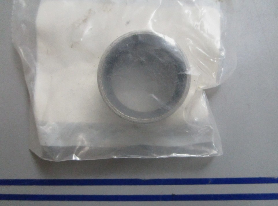 *NEW OEM* 0820 Mercury Quicksilver Bushing 23-835473