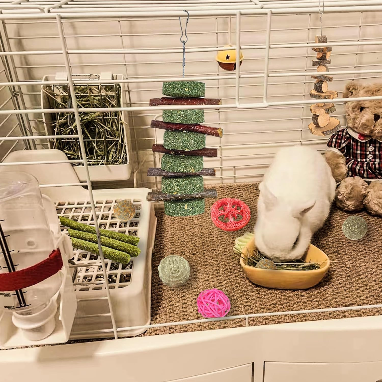 20PCS Bunny Chew Toys Natural Rabbit Guinea Pig Hamster Chinchilla Treat Set