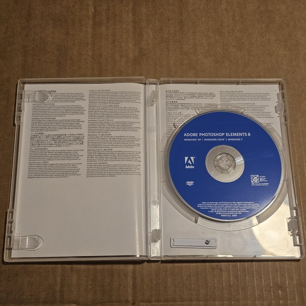 Adobe Photoshop Elements 8 PC Photo Editing Software Disc w/ Case