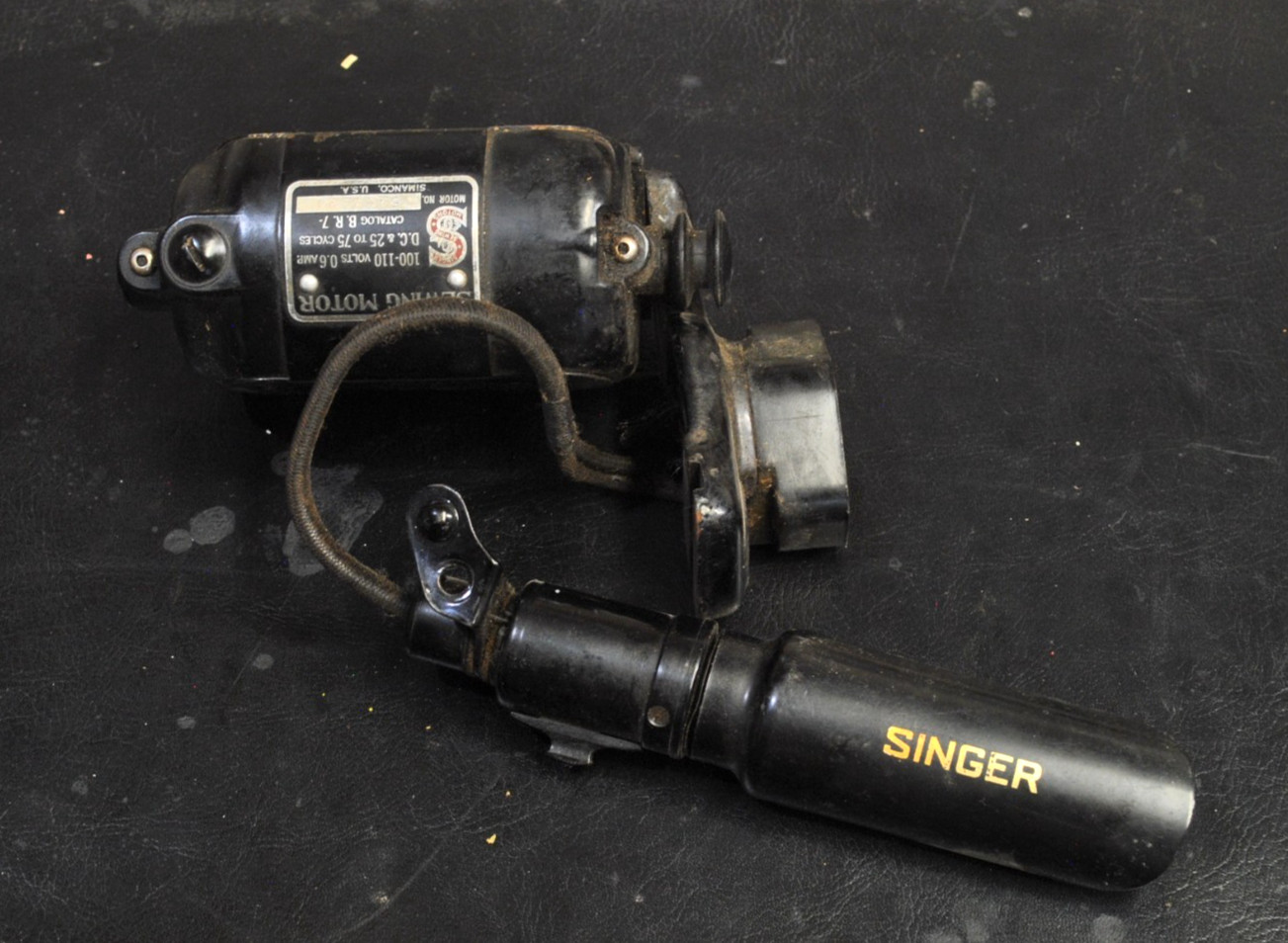 Vintage Singer Sewing Machine Motor and Light,