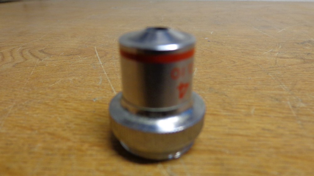 MICROSCOPE OBJECTIVE LENS (F) 4 0.10 red line