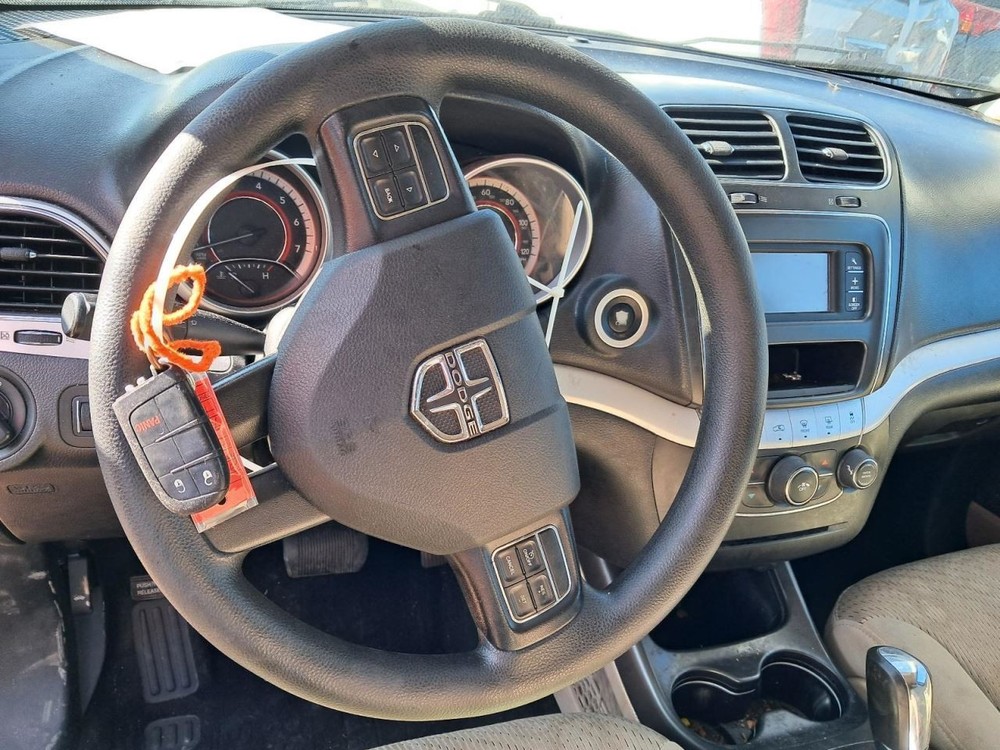 JOURNEY 2015 Glove Box 4786017