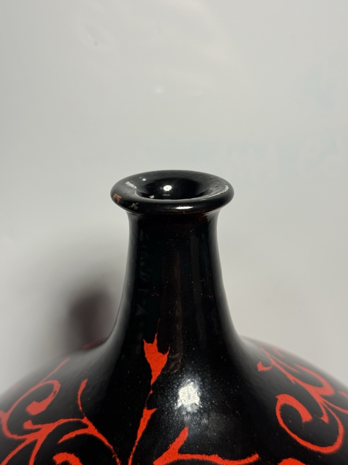 Vintage MCM Raymor Italy Pottery Vase Red & Black Beautiful Pattern MCM - Rare!