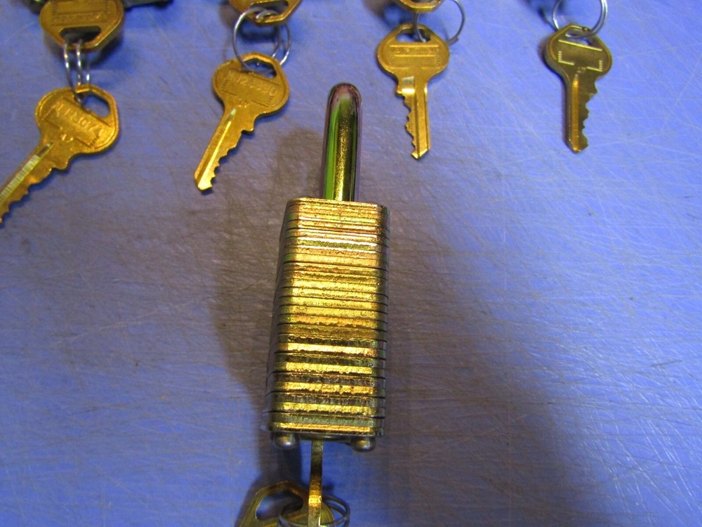 5– Master Lock DG Padlock, US Keyed Different Hardened, Key retained when opened