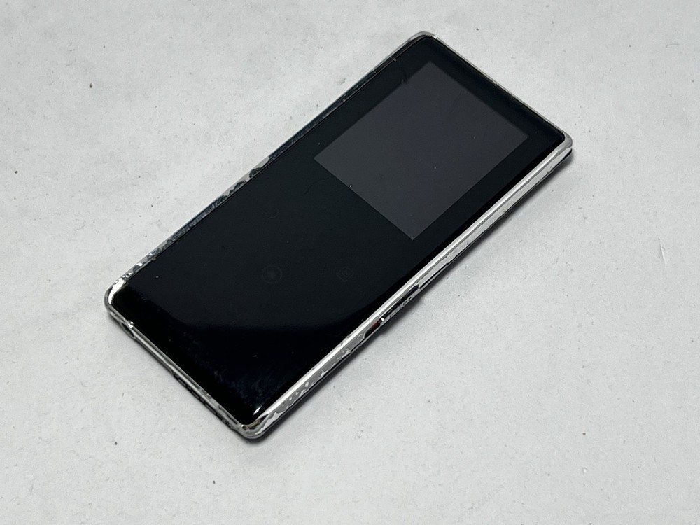 Samsung YP-K3 MP3 Player 2GB - UNTESTED