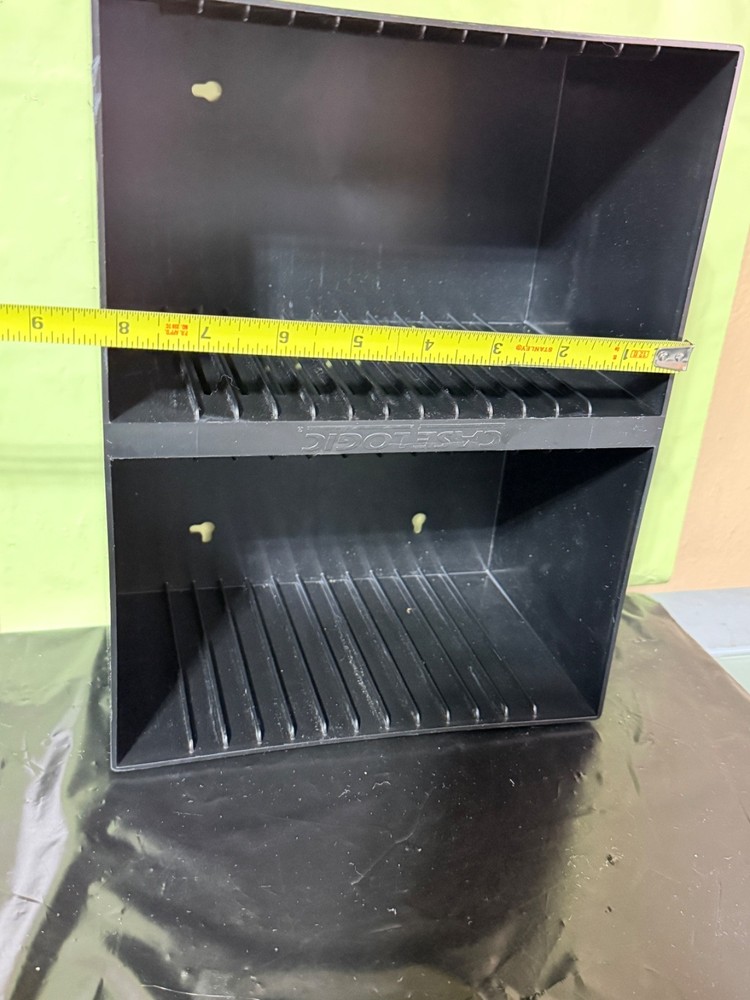 Case Logic 30 CD Hard Plastic Storage Rack Wall Mount Holder Organizer