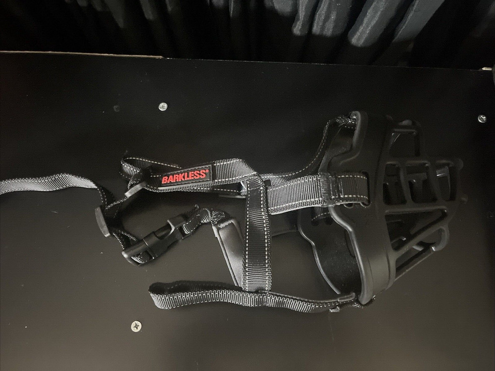 BARKLESS Dog Muzzle, Soft Basket Silicone Muzzle, Prevents Biting, Size 4