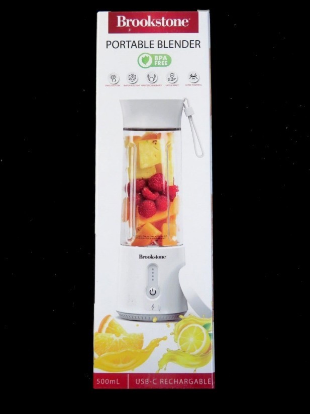 Brookstone Portable USB-C Rechargeable Blender Model INV00820