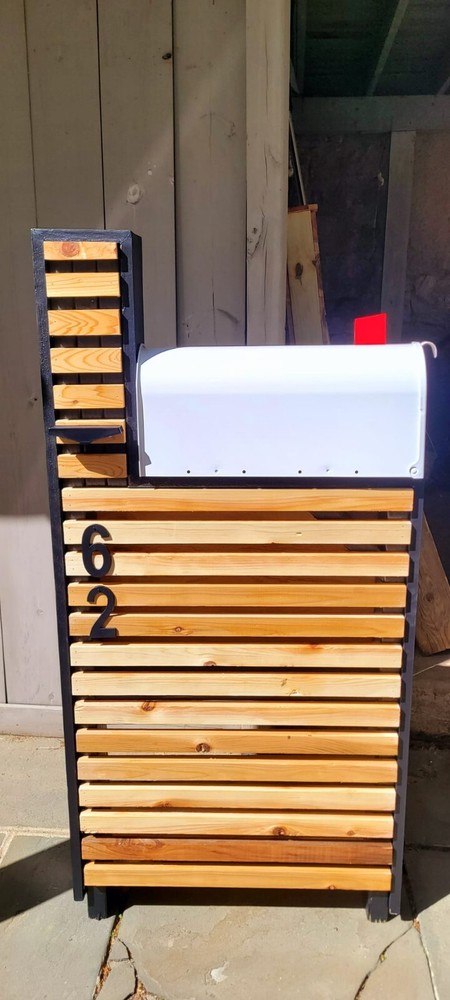 Modern Cedar Mailbox Post, Multi-Slatted FREE SHIPPING