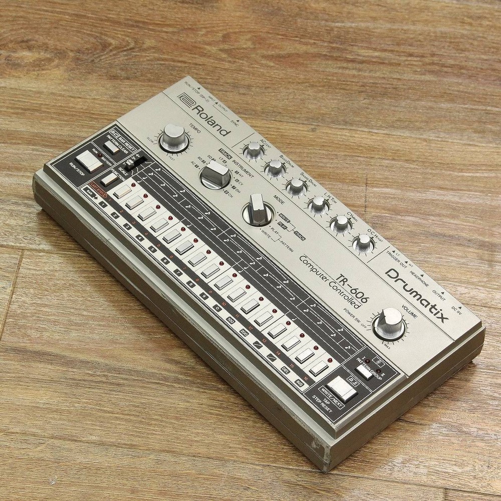 ROLAND TR-606 [80300]