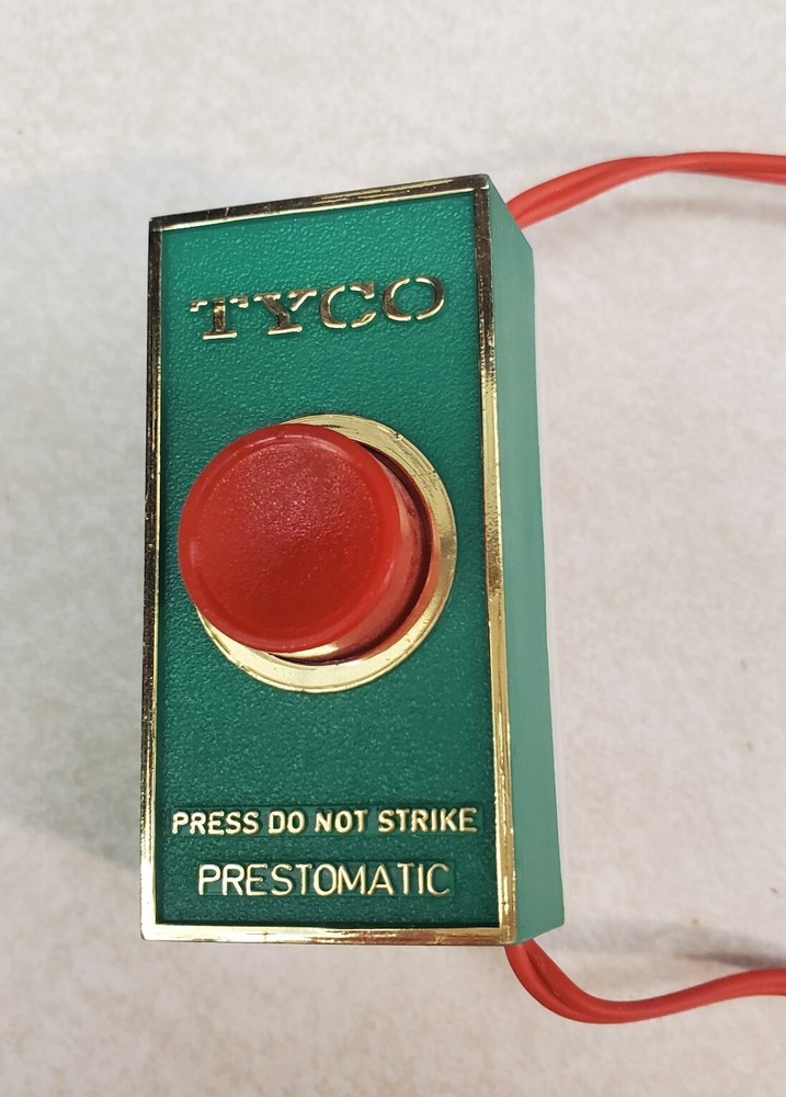 TYCO PRESTOMATIC Momentary Action Button Model Train Switch Button Lot