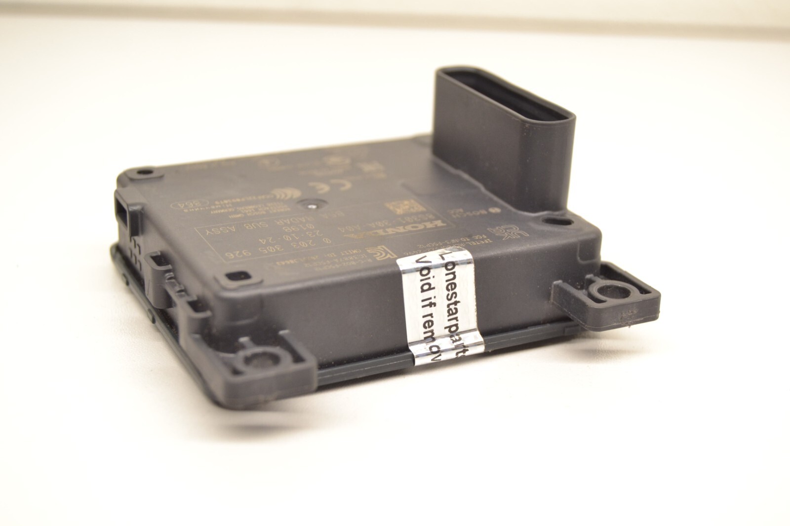 OEM 2023 Honda CR-V Cruise Control Distance Sensor Assembly Radar 8S301-3A0-A06