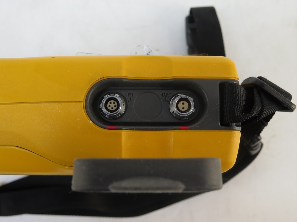 Fluke 754 Documenting Process Calibrator with HART Communication