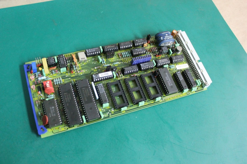 USED DOMINO CIRCUIT BOARD 23049B