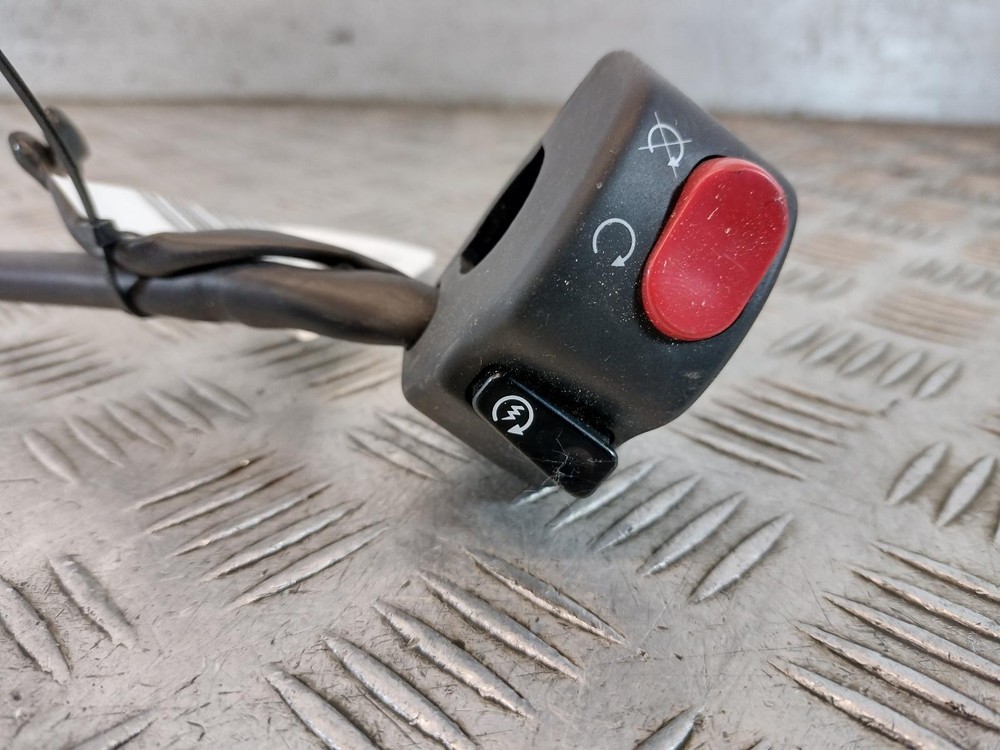 2016 TRIUMPH SPRINT GT Right Hand Switch Gear