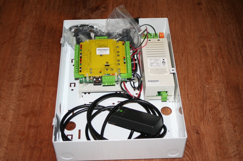 Paxton Net2 Plus Door Access Control Unit 682-810-US WITH READER.