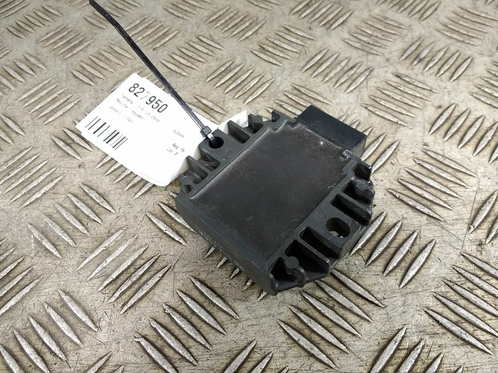 2013 YAMAHA YZF R125 RECTIFIER REGULATOR