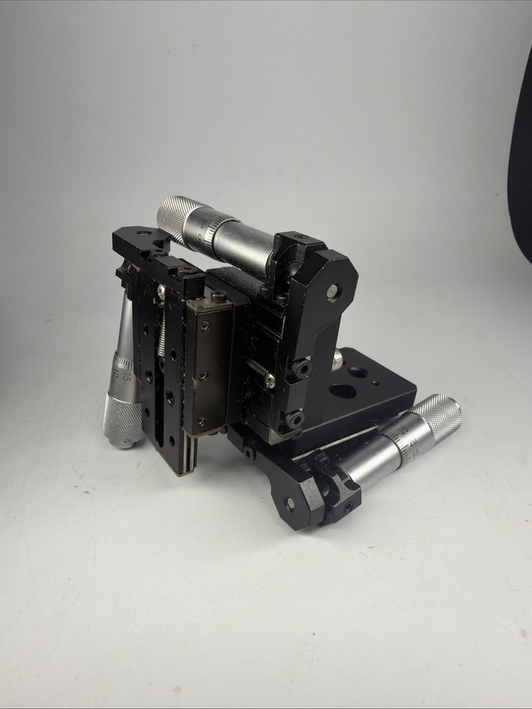 Precision Manual XYZ Micro Positioning Stage Micrometer Driven Optical Stage