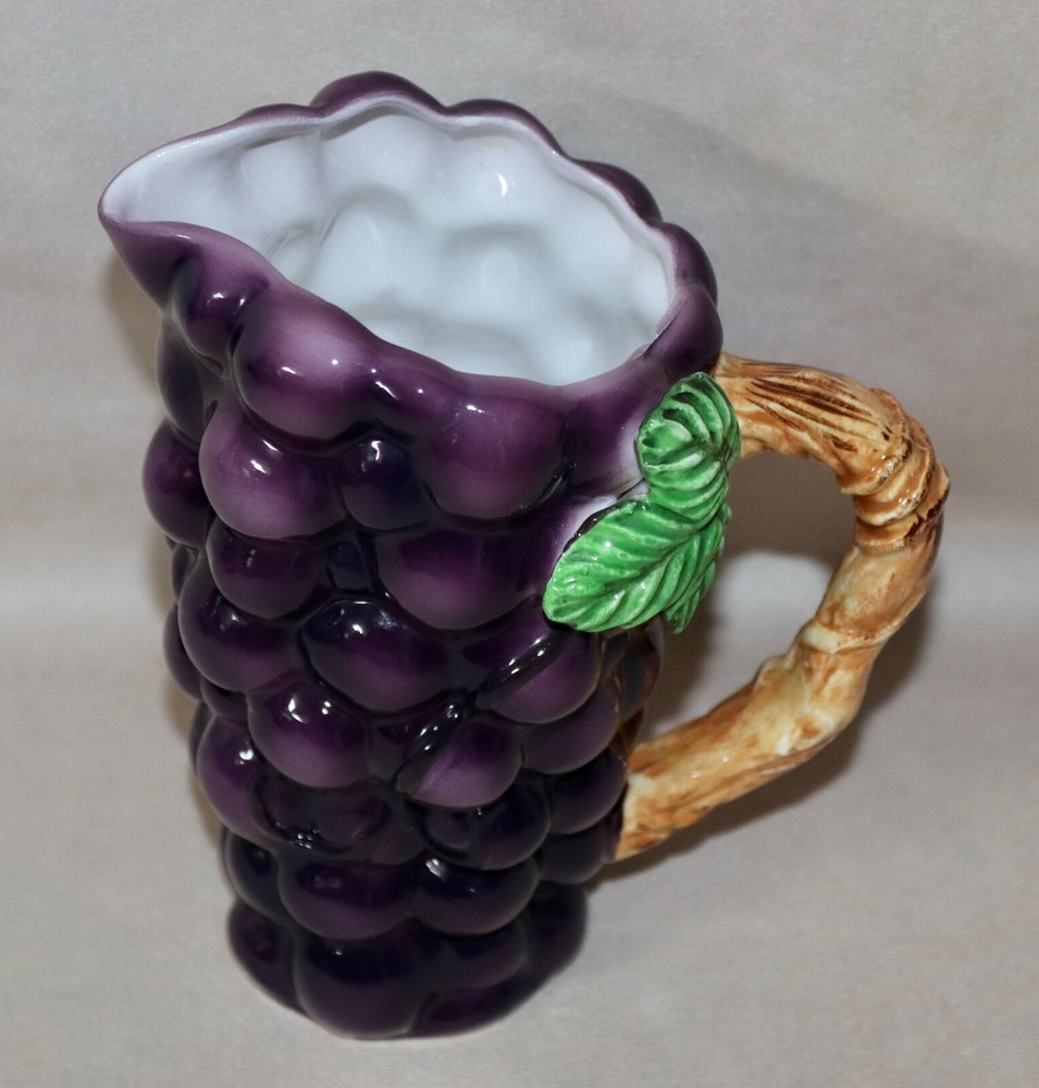 Lefton Grape Cluster Handled Pitcher #641 Red Foil Sticker 1953 - 1971