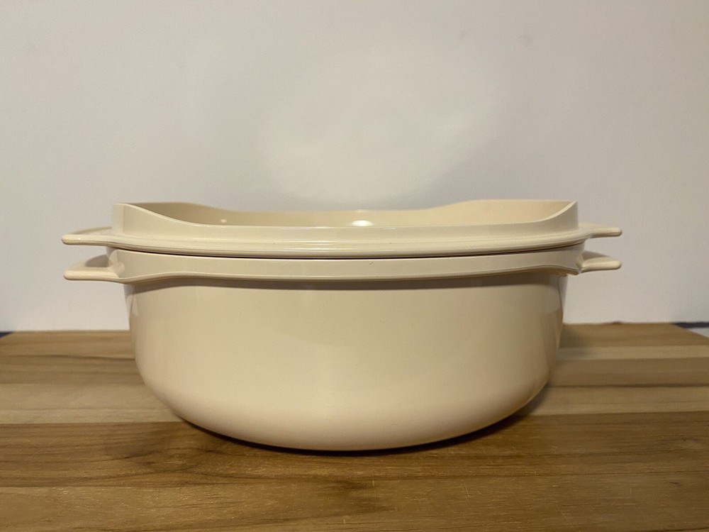 Tupperware Beige Microwave/Steamer/Cooker Stack 2210/2193/2346 ~ VGUC