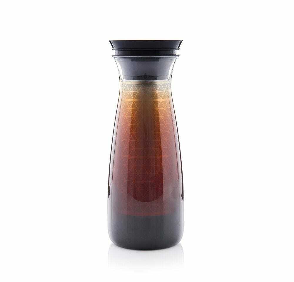 NEW tupperware cold brew coffee or tea carafe