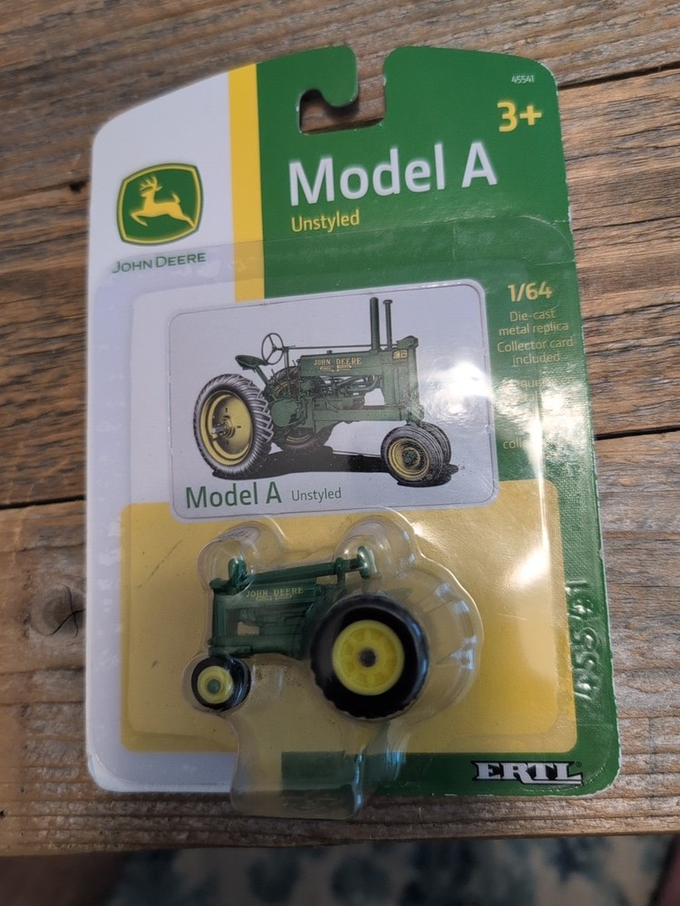 John Deere 1/64 Tractor Model A Ertl 2018 Read