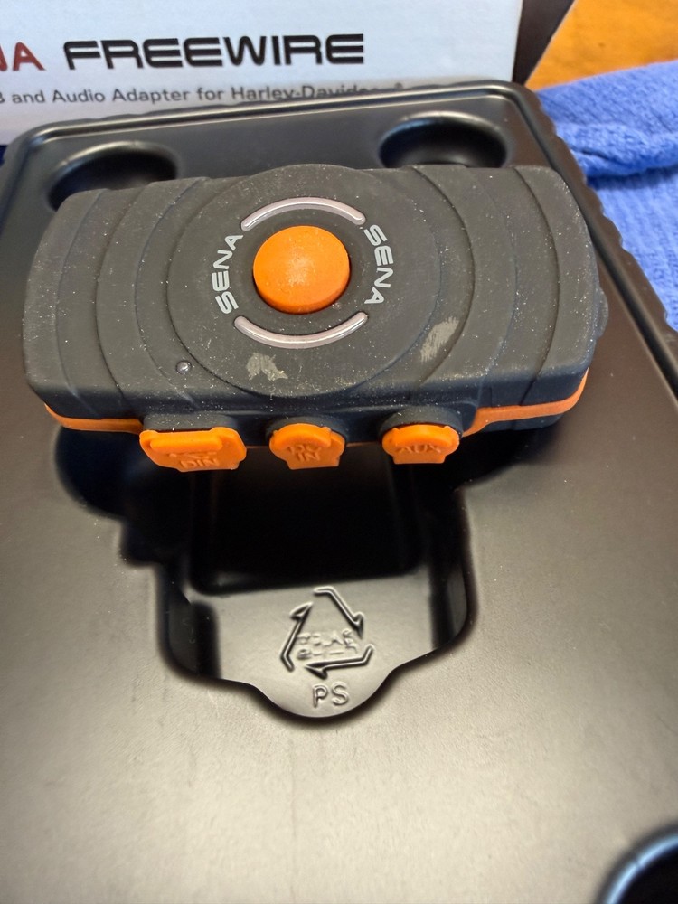 SENA - FREEWIRE WIRELESS BLUETOOTH HARLEY-DAVIDSON ADAPTER