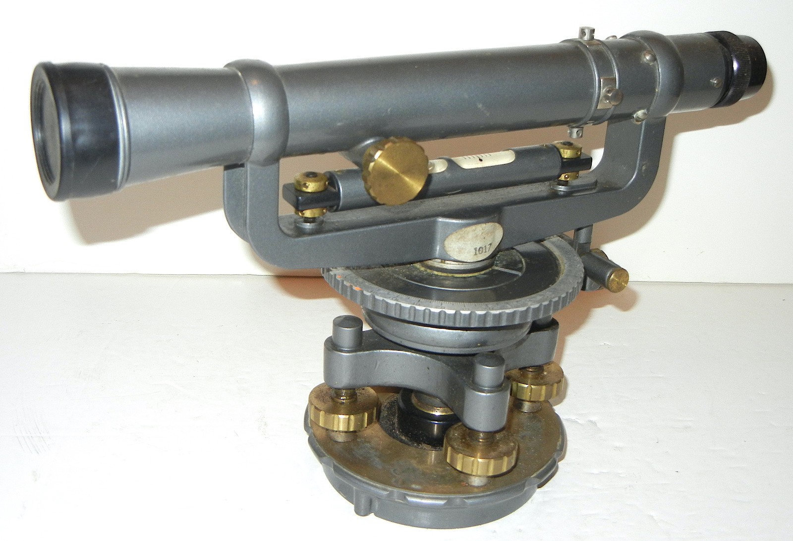 DAVID WHITE REALIST UNIVERSAL MODEL 8114 TRANSIT & CASE