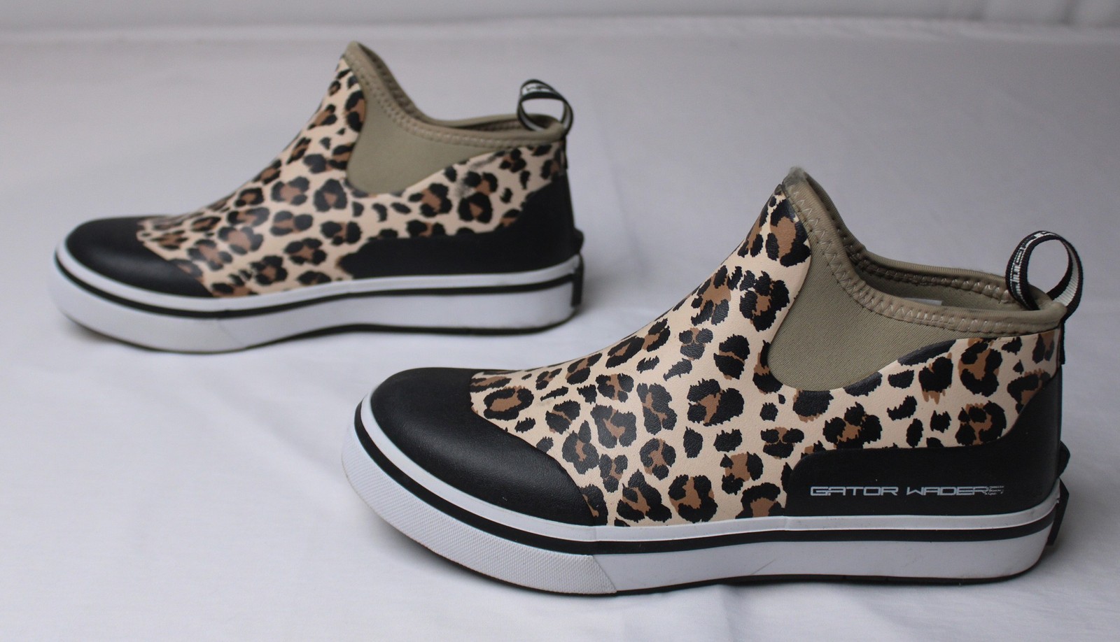 Gator Waders Women's High-Top Camp Boots TM8 Leopard/Black Size US:10 UK:8
