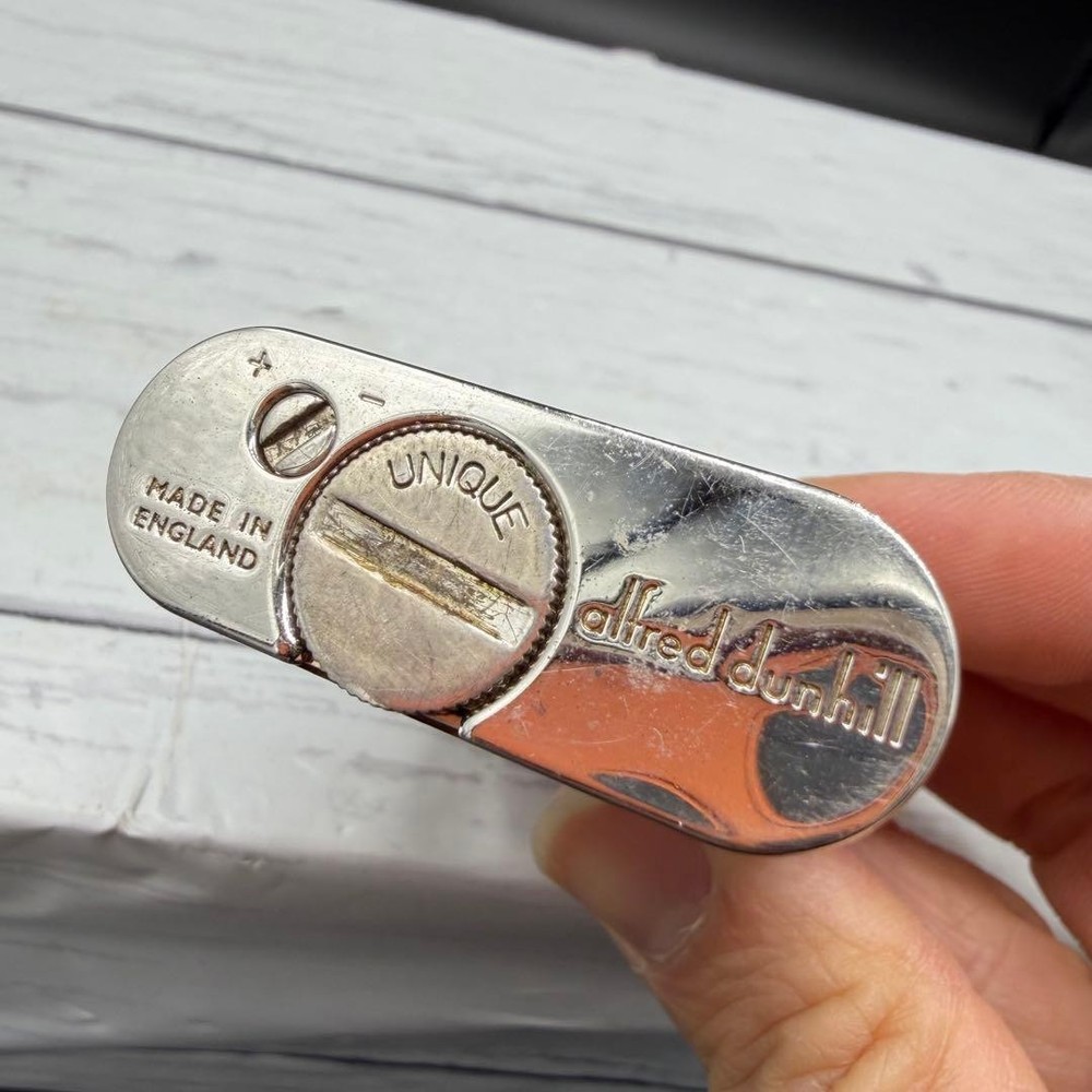 Working Dunhill unique hammer lighter bordeaux silver without box