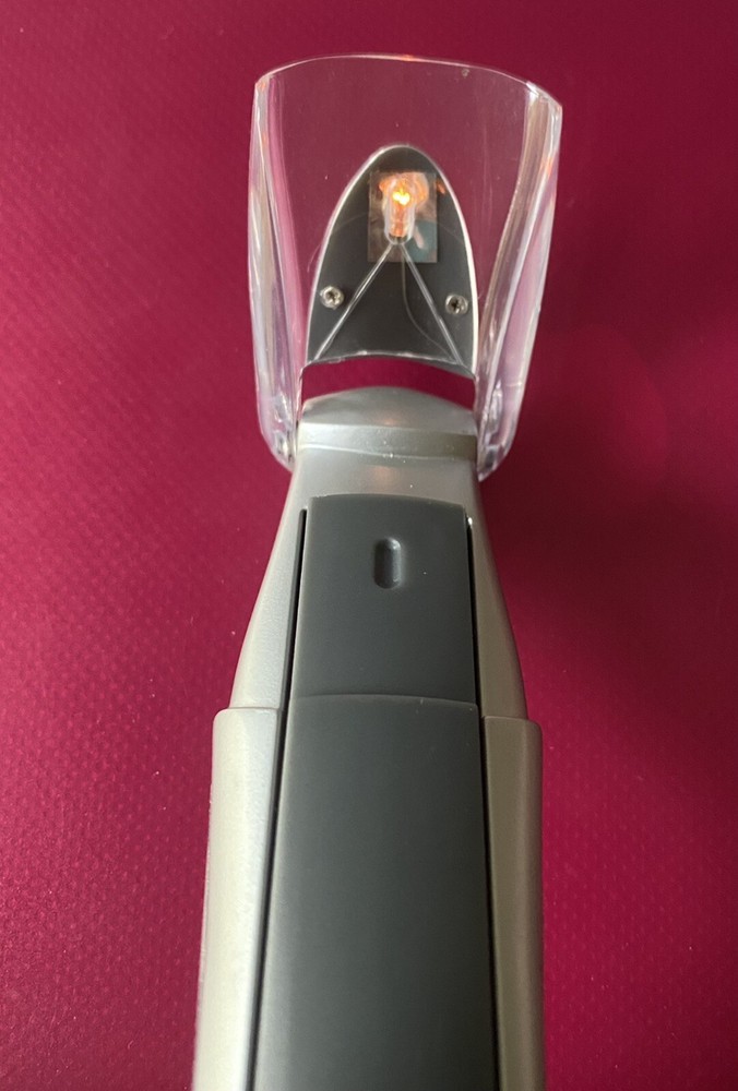 Samsonite Silver Wireless Portable Lightweight Folding Travel Reading Book Light