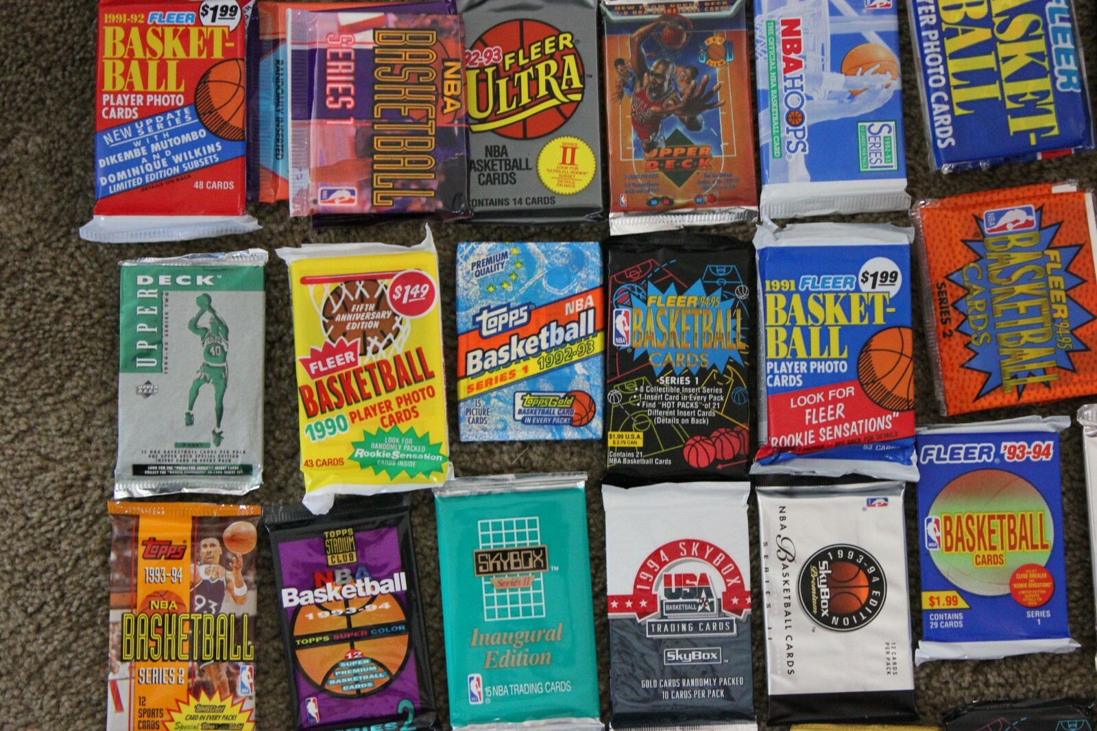 ESTATE SALE - Lot of Old Vintage BASKETBALL Cards in Unopened Packs