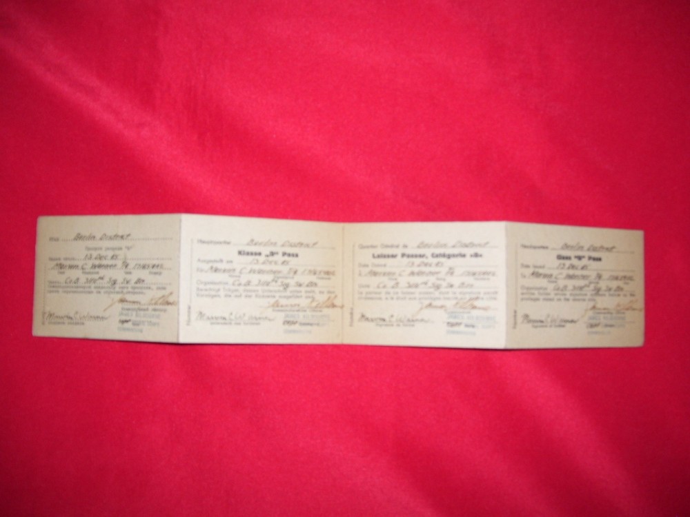 WWII NAMED RESEARCHED AIRBORNE UNIFORM COMPLETE GROUPING WITH BRING BACKS