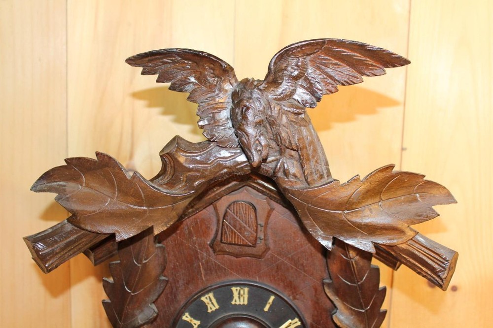 Antique American Cuckoo Clock Co. Cuckoo Clock
