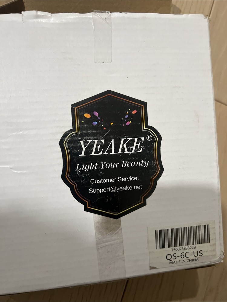 Yeake cosmetic mirror. Movable