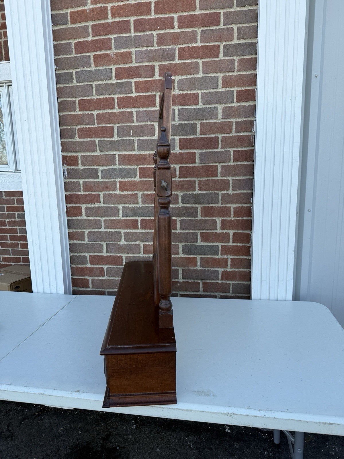 Simmons Wood Tabletop Vanity Mirror Swivel Dresser Top Shave Mirror w/ 3 Drawers