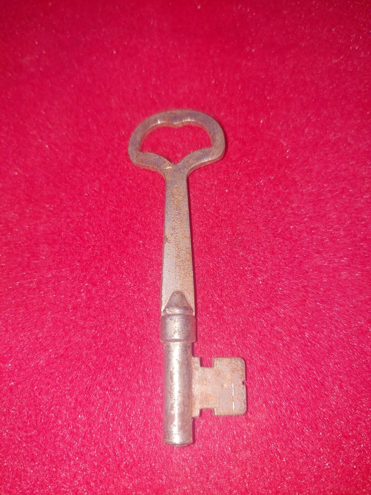 Norwich Haunted Insane Asylum key REAL Haunted !!!Extremely Active!!